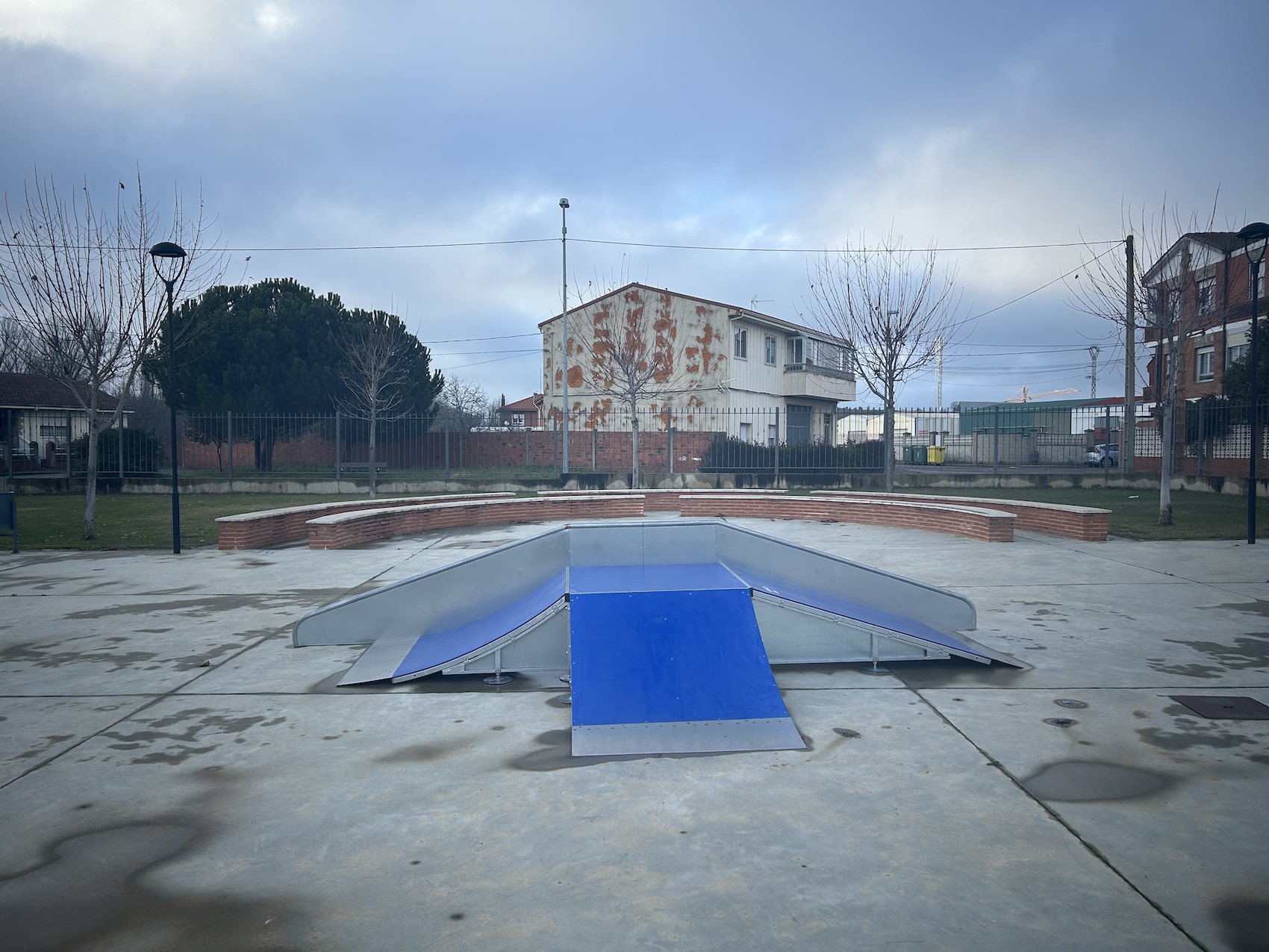 Santovenia de la Valdoncina skatepark